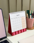 Calendário de Mesa 2027 Pink Vinho
