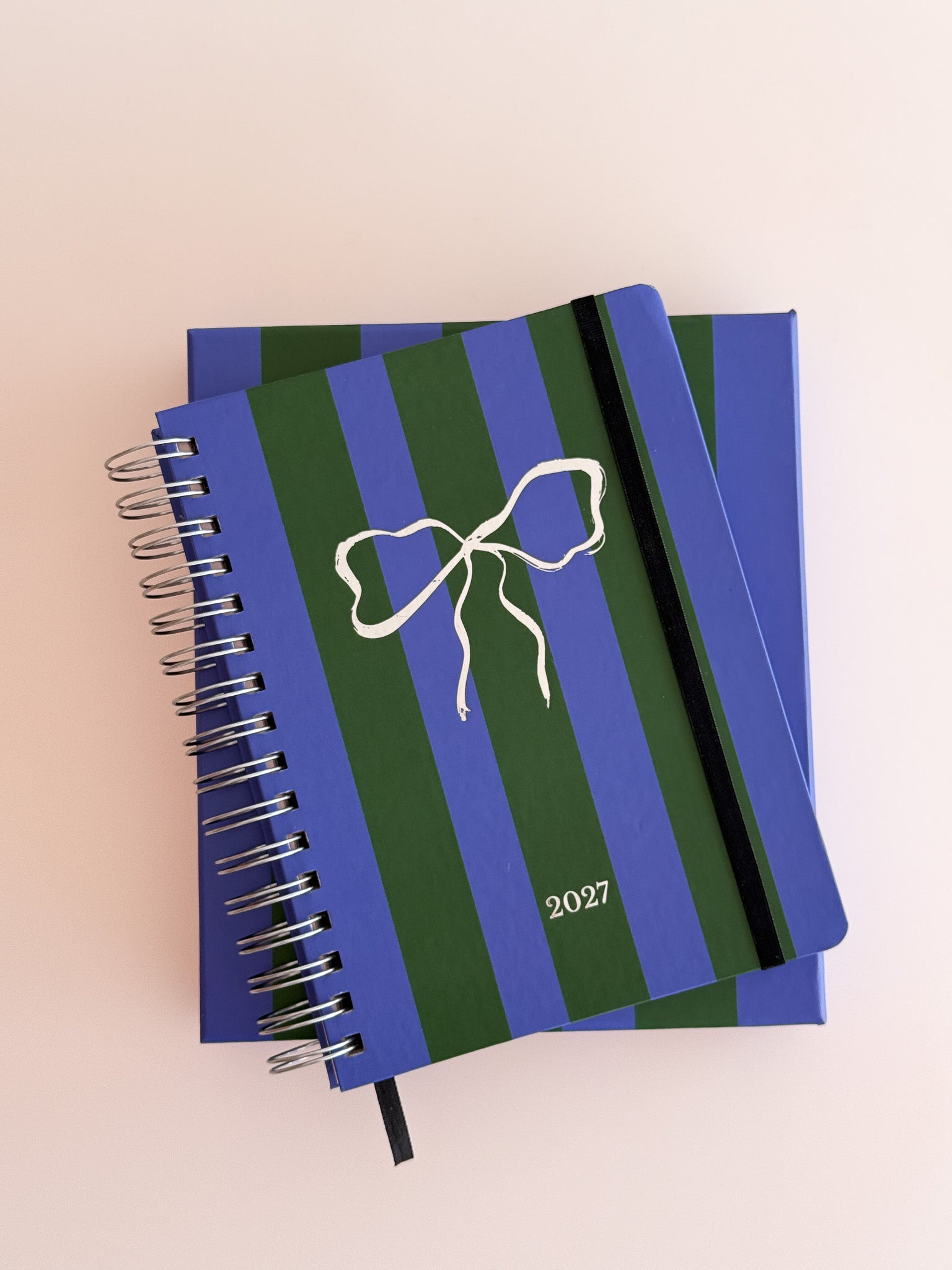 2027 Planner Tie