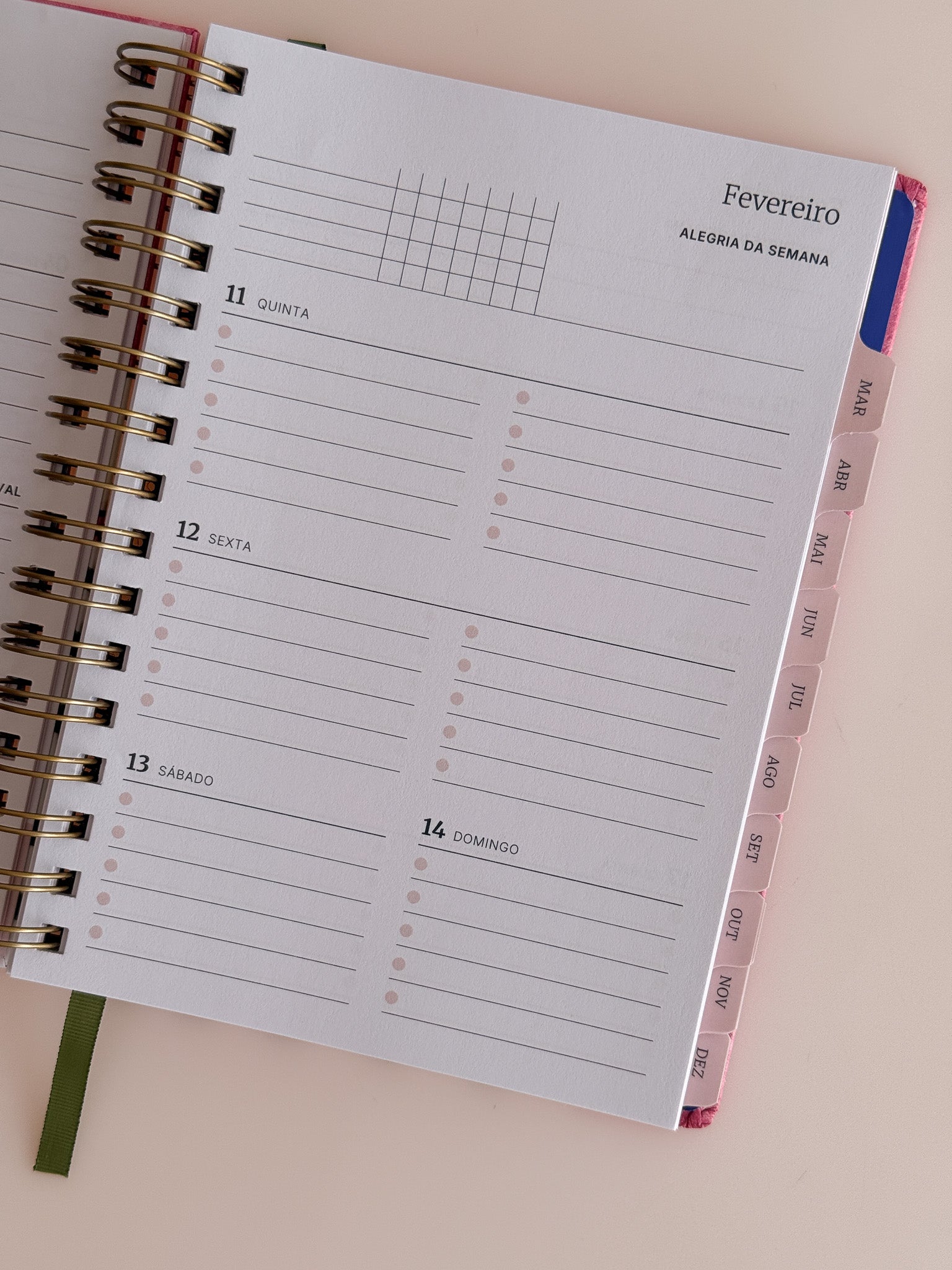 2027 Planner Tie
